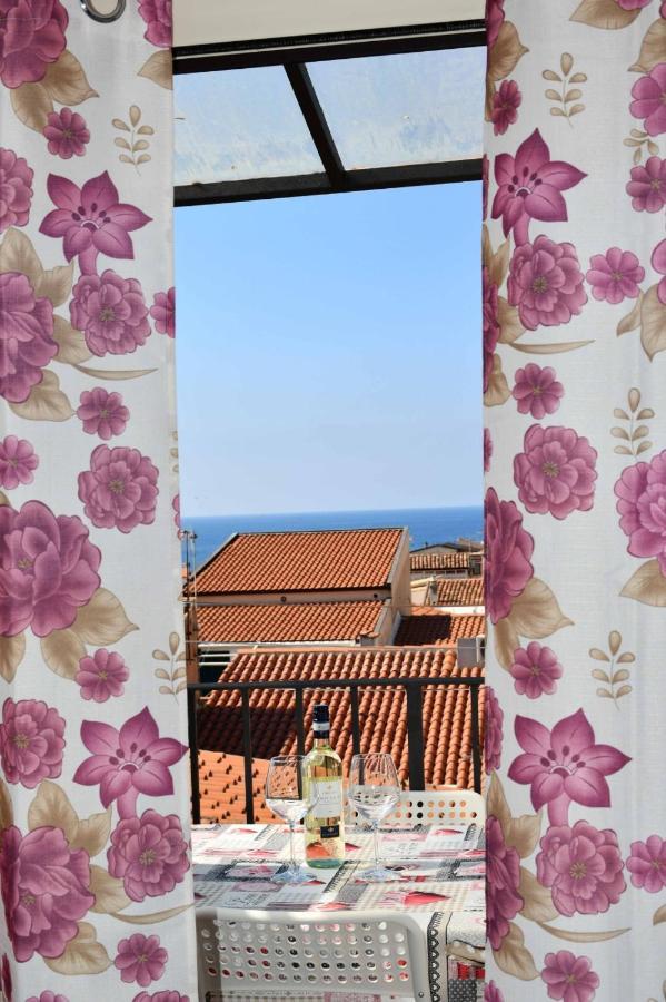 شقة Vista Mare تْشيفالو المظهر الخارجي الصورة